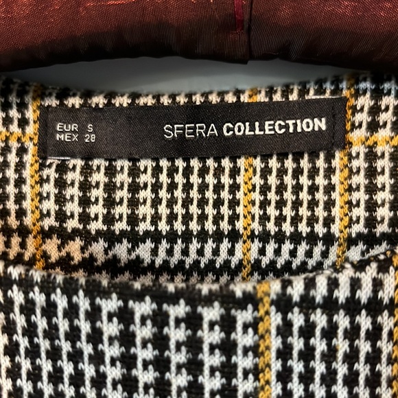 Sfera Collection Top - Picture 5 of 6